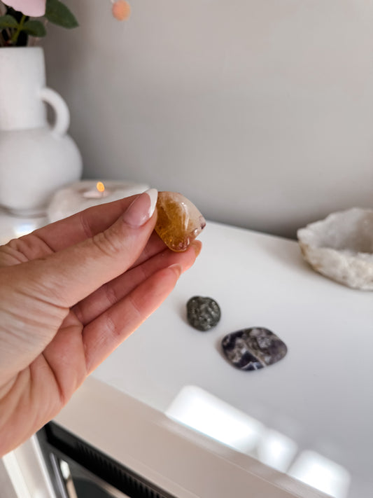 Natural Citrine Crystal (20–30mm)